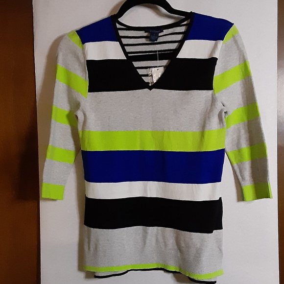 NWT WESTBOUND SWEATER/SMALL - Picture 1 of 10